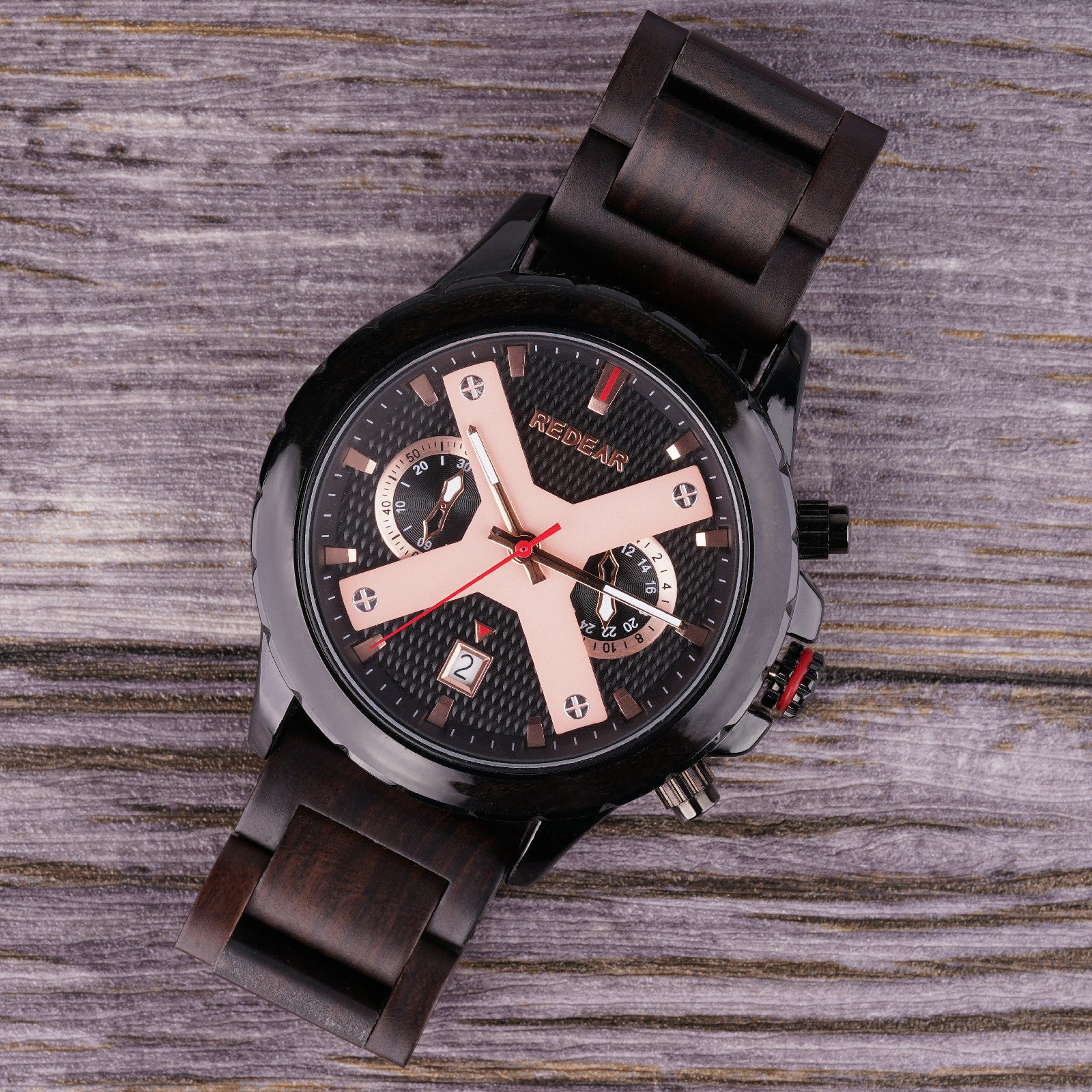 Helios wood-Pitch black